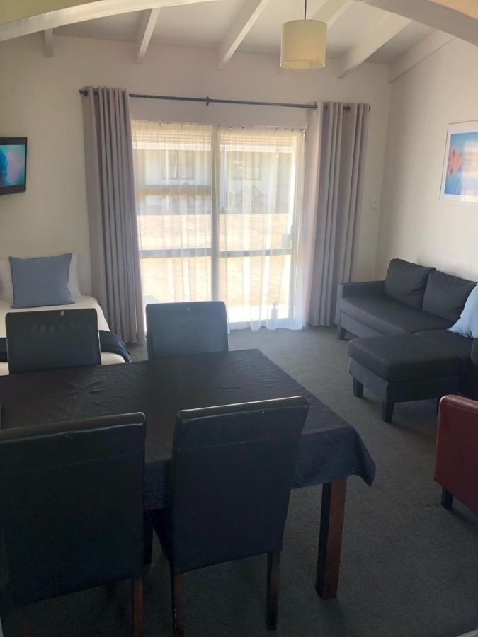 Rosetown Motel Te Awamutu Εξωτερικό φωτογραφία